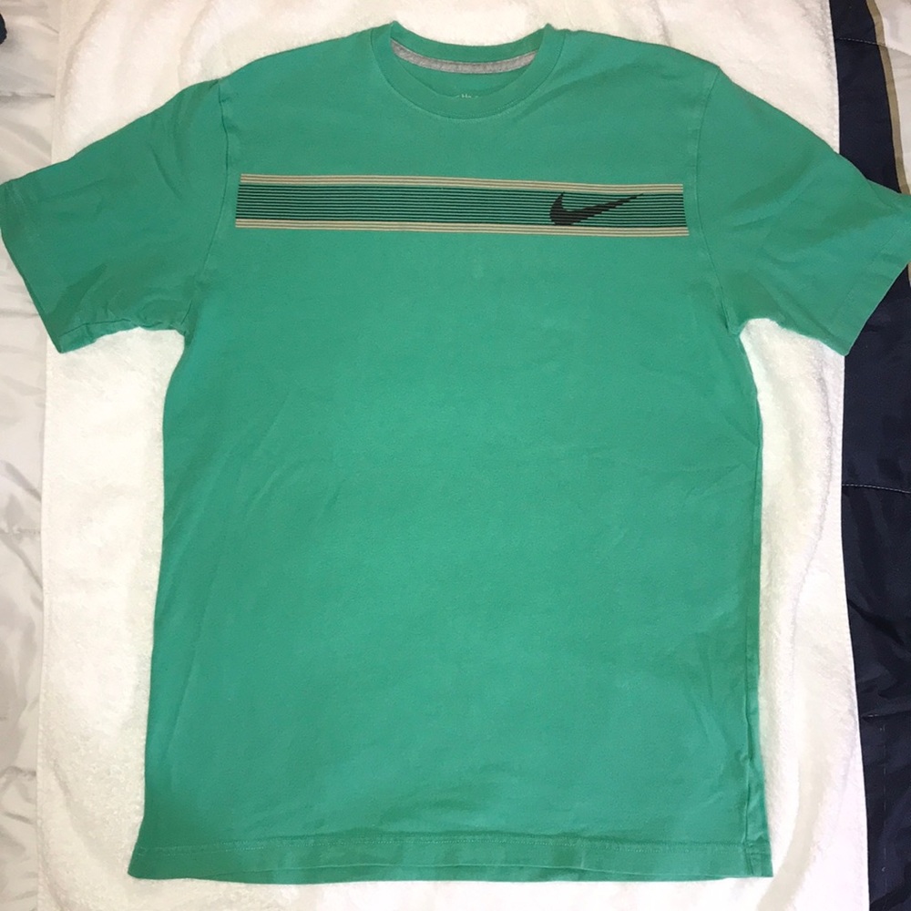 NIKE Men’s vintage t-shirt